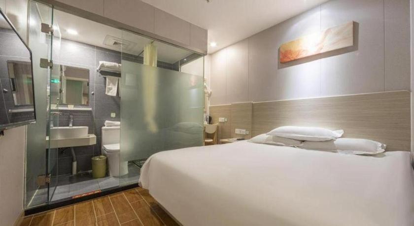 Hi Xuhui Jiaotong Hotel